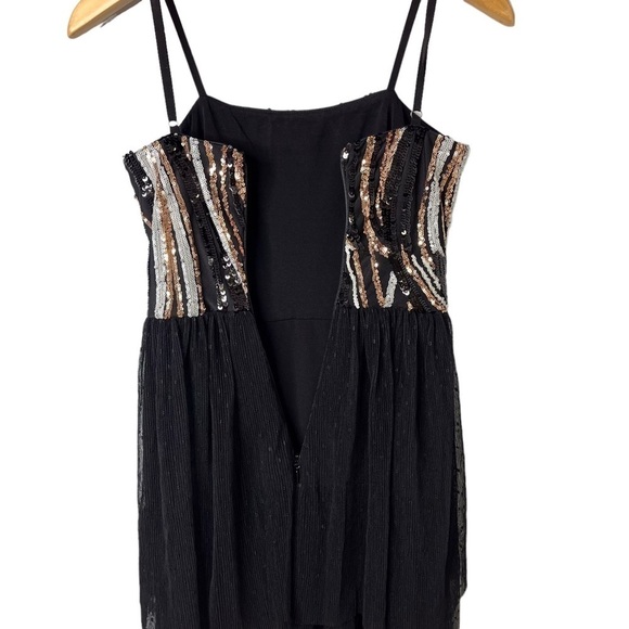 Dress The Population Kady Sequin Tiered Dress Black Size Small Wedding Guest - Picture 9 of 11